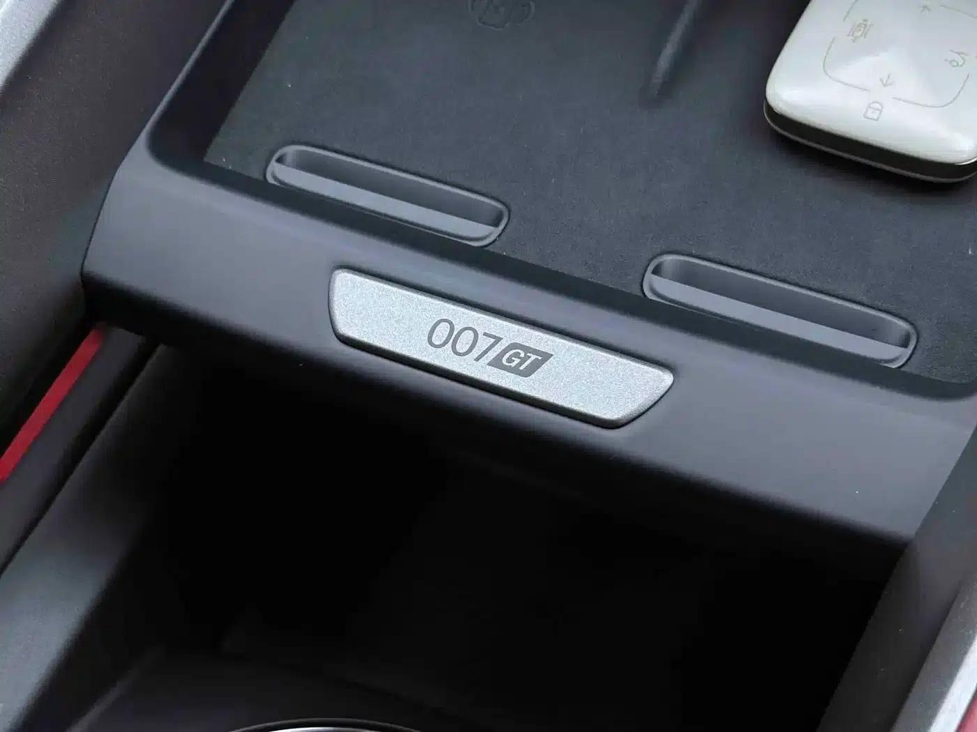 Jike 007GT 2025 Rear-Wheel Drive Intelligent Driving Edition 75kWh — миниатюра 13
