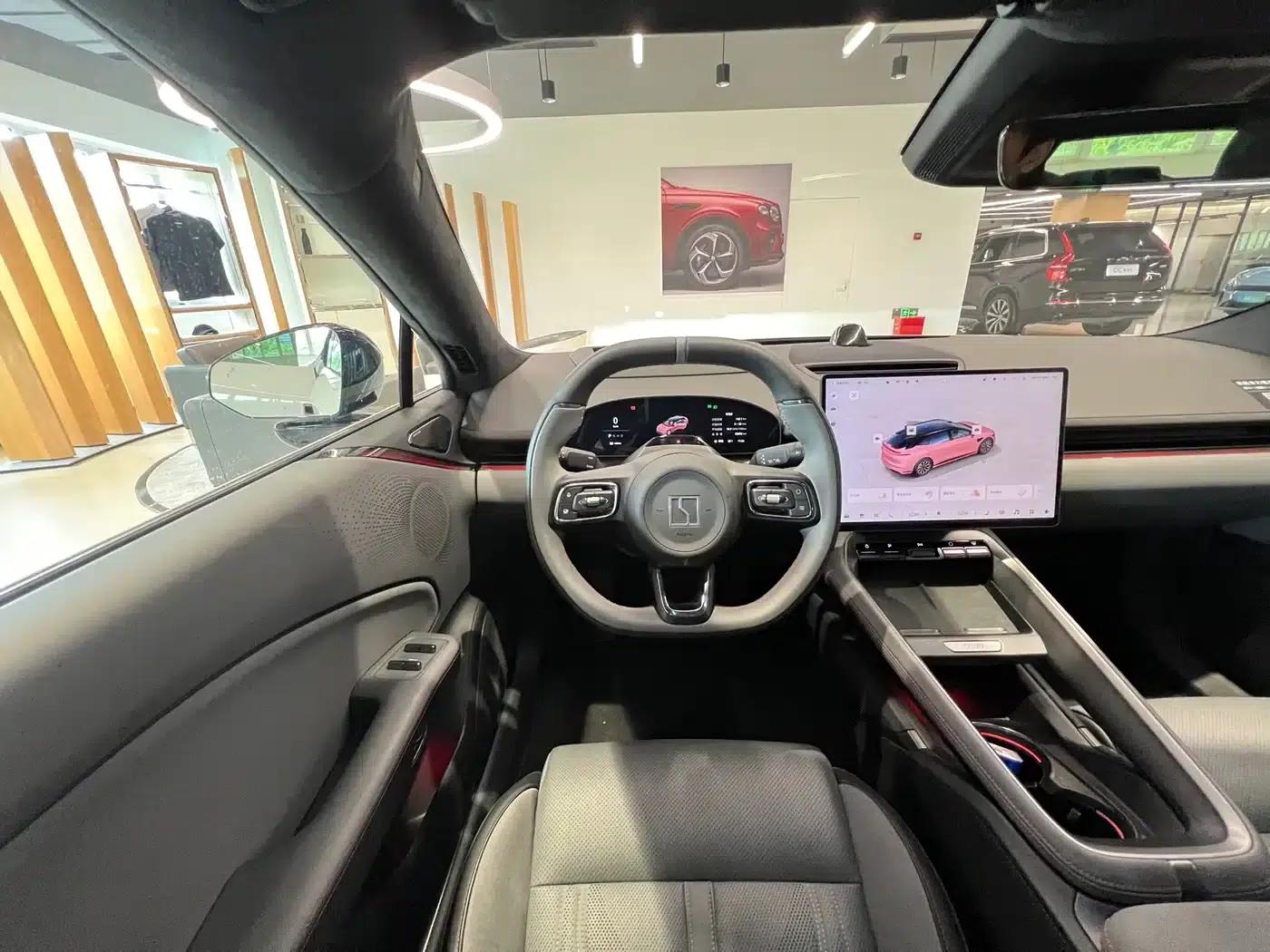 Jike 007GT 2025 Long Range Rear-Wheel Drive Intelligent Driving Edition 100kWh — миниатюра 13