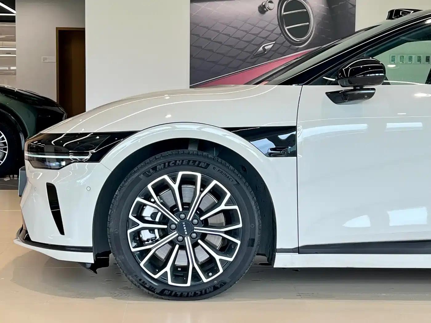 Jike 007GT 2025 Long Range Rear-Wheel Drive Intelligent Driving Edition 100kWh — миниатюра 4