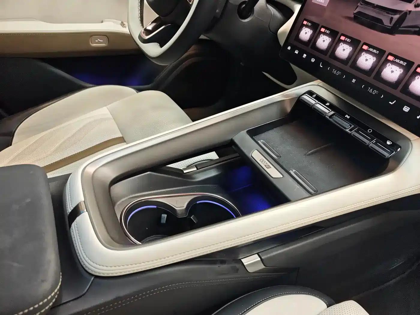 Extreme Krypton 007GT 2025 All-Wheel Drive Intelligent Driving Edition 75kWh — миниатюра 11