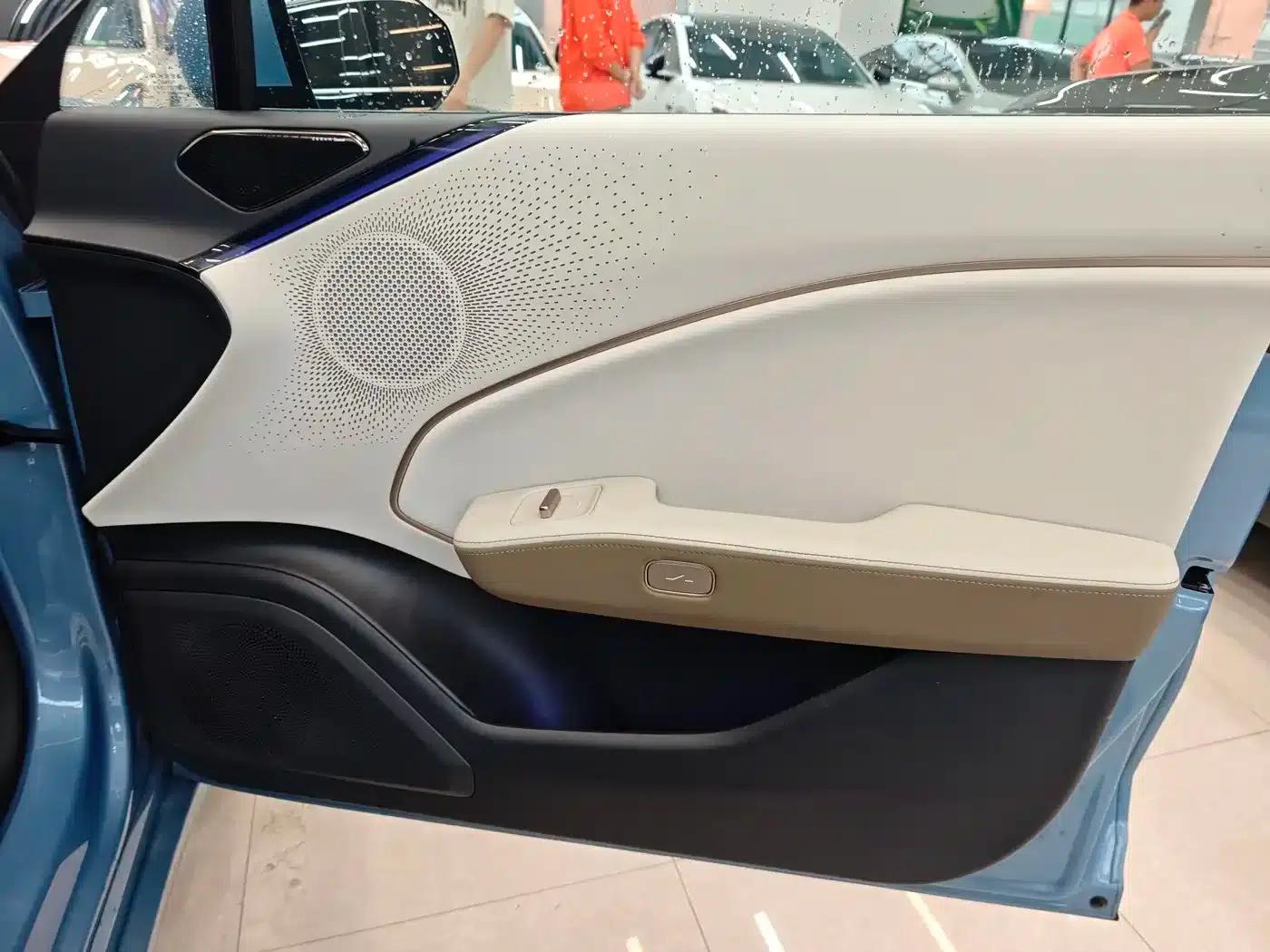 Extreme Krypton 007GT 2025 All-Wheel Drive Intelligent Driving Edition 75kWh — миниатюра 14