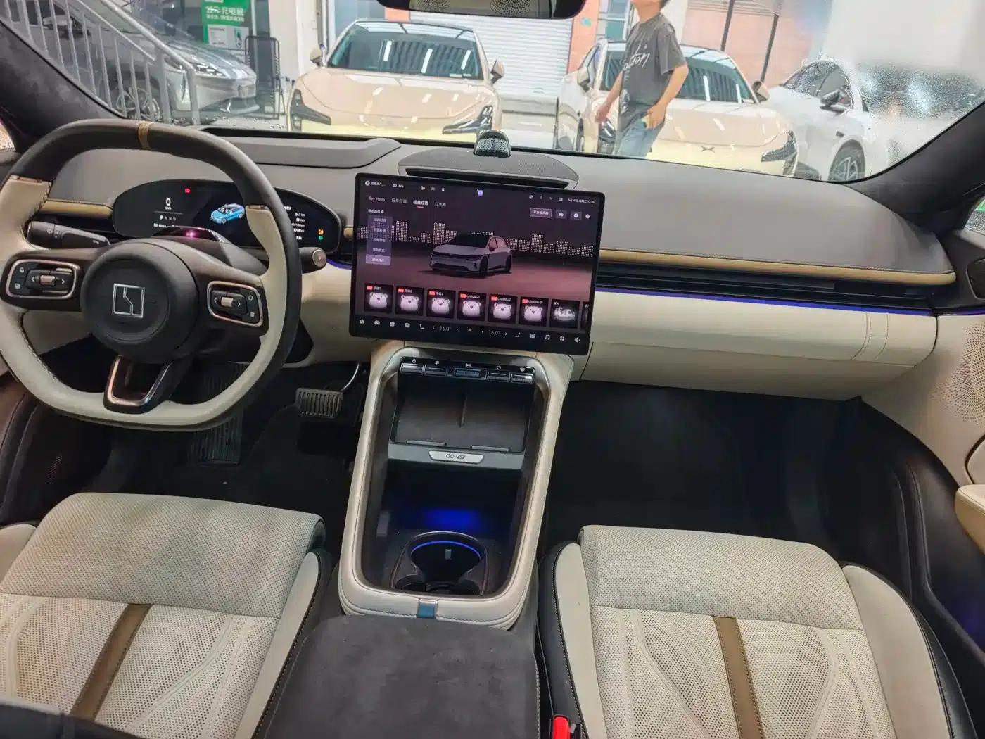 Extreme Krypton 007GT 2025 All-Wheel Drive Intelligent Driving Edition 75kWh — миниатюра 4