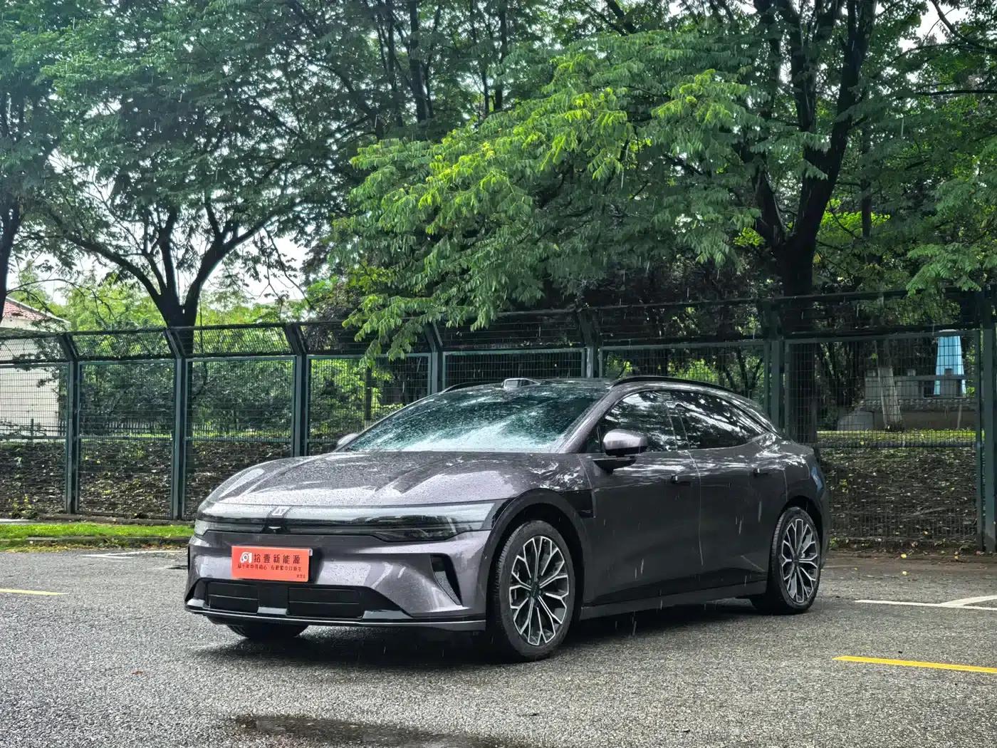 Jike 007GT 2025 Long Range Rear-Wheel Drive Intelligent Driving Edition 100kWh — миниатюра 1