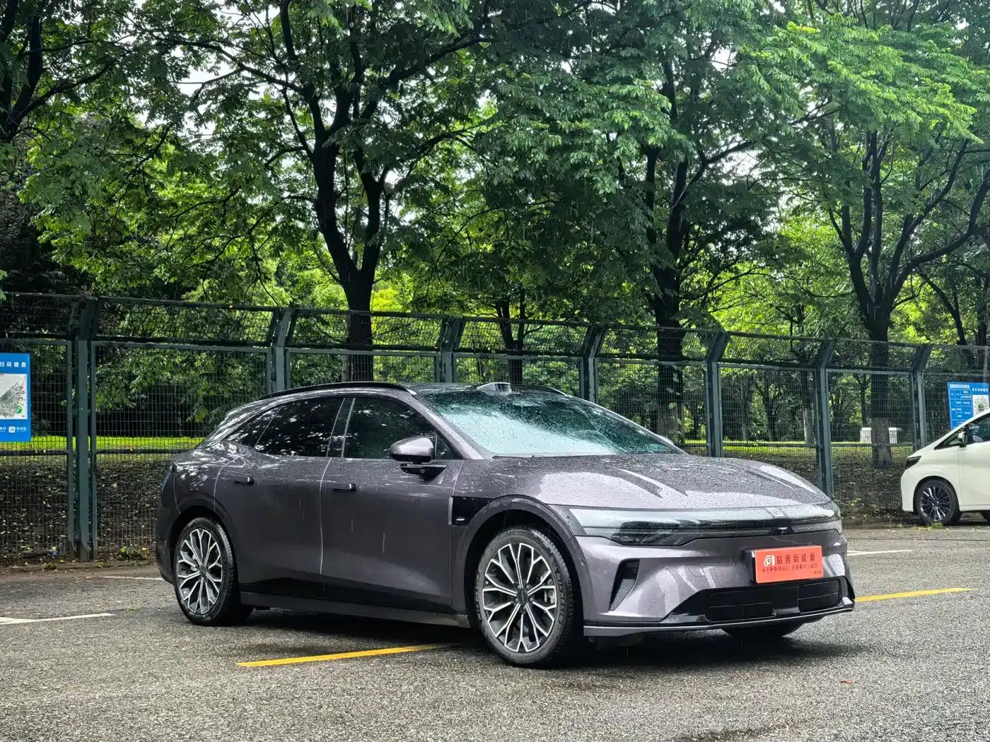 Jike 007GT 2025 Long Range Rear-Wheel Drive Intelligent Driving Edition 100kWh — миниатюра 3