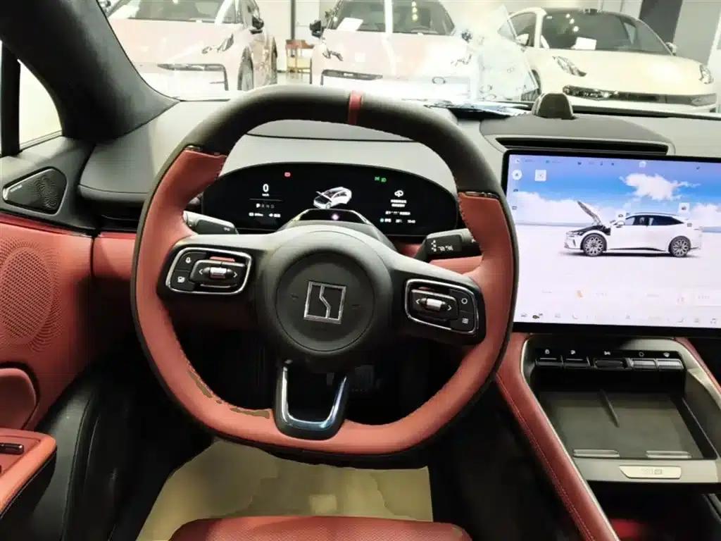 Extreme Krypton 007GT 2025 All-Wheel Drive Intelligent Driving Edition 75kWh — миниатюра 11