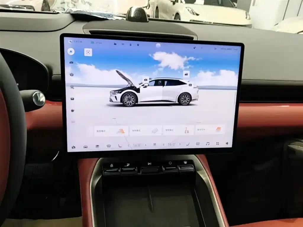 Extreme Krypton 007GT 2025 All-Wheel Drive Intelligent Driving Edition 75kWh — миниатюра 13