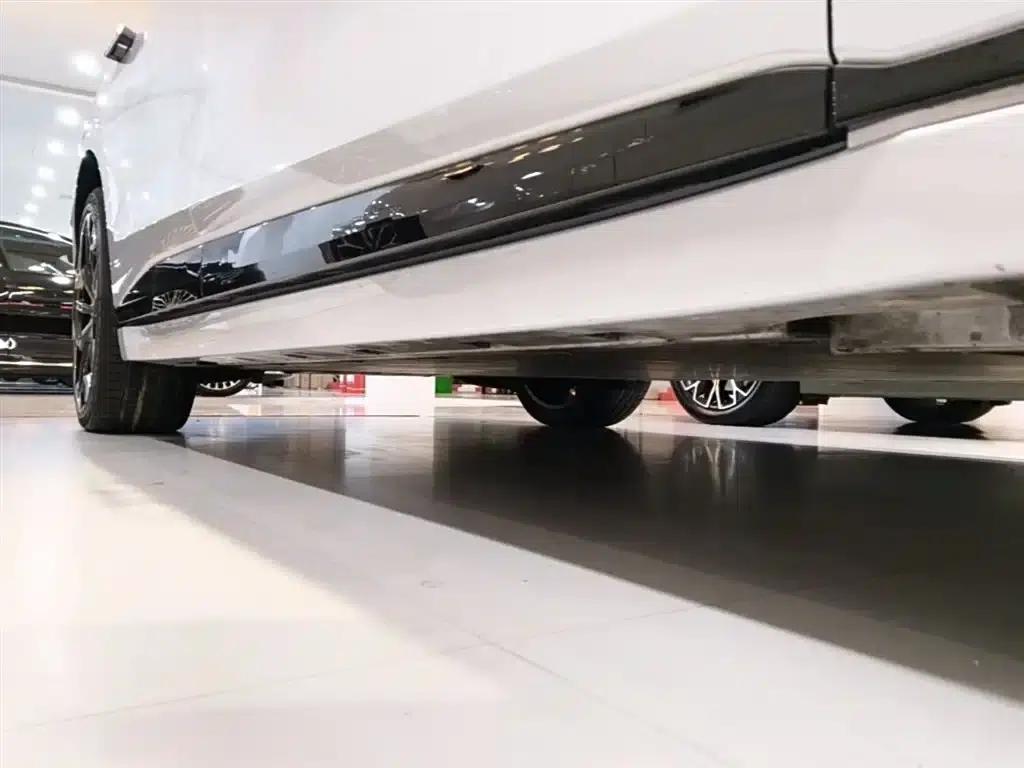 Extreme Krypton 007GT 2025 All-Wheel Drive Intelligent Driving Edition 75kWh — миниатюра 21