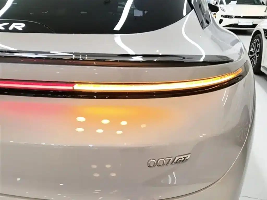 Extreme Krypton 007GT 2025 All-Wheel Drive Intelligent Driving Edition 75kWh — миниатюра 8