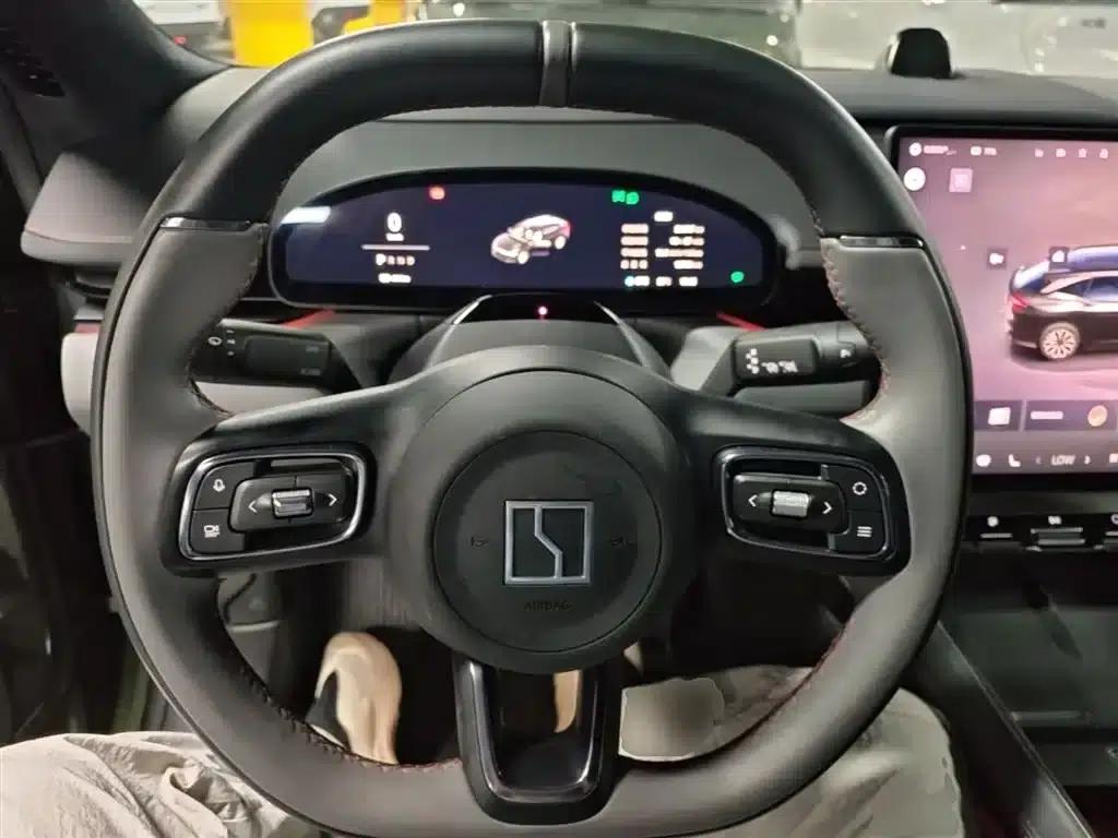 Jike 007GT 2025 Long Range Rear-Wheel Drive Intelligent Driving Edition 100kWh — миниатюра 11