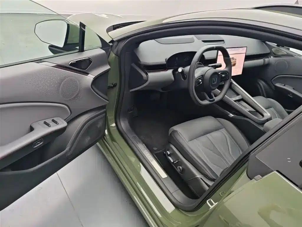 Jike 007GT 2025 Long Range Rear-Wheel Drive Intelligent Driving Edition 100kWh — миниатюра 16