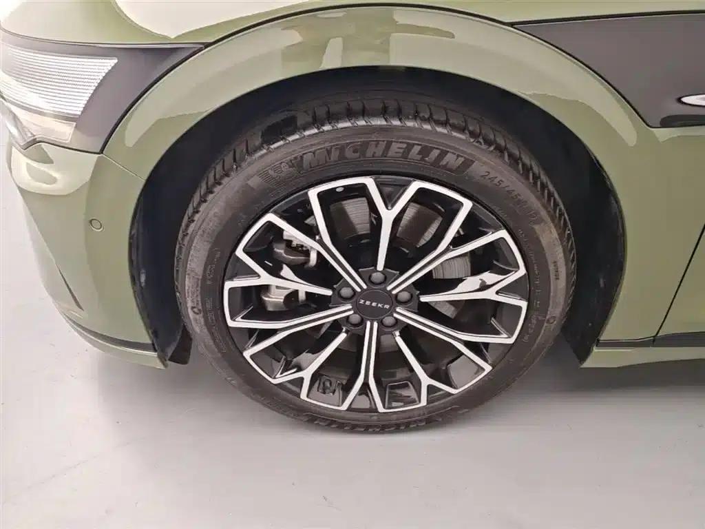 Jike 007GT 2025 Long Range Rear-Wheel Drive Intelligent Driving Edition 100kWh — миниатюра 23