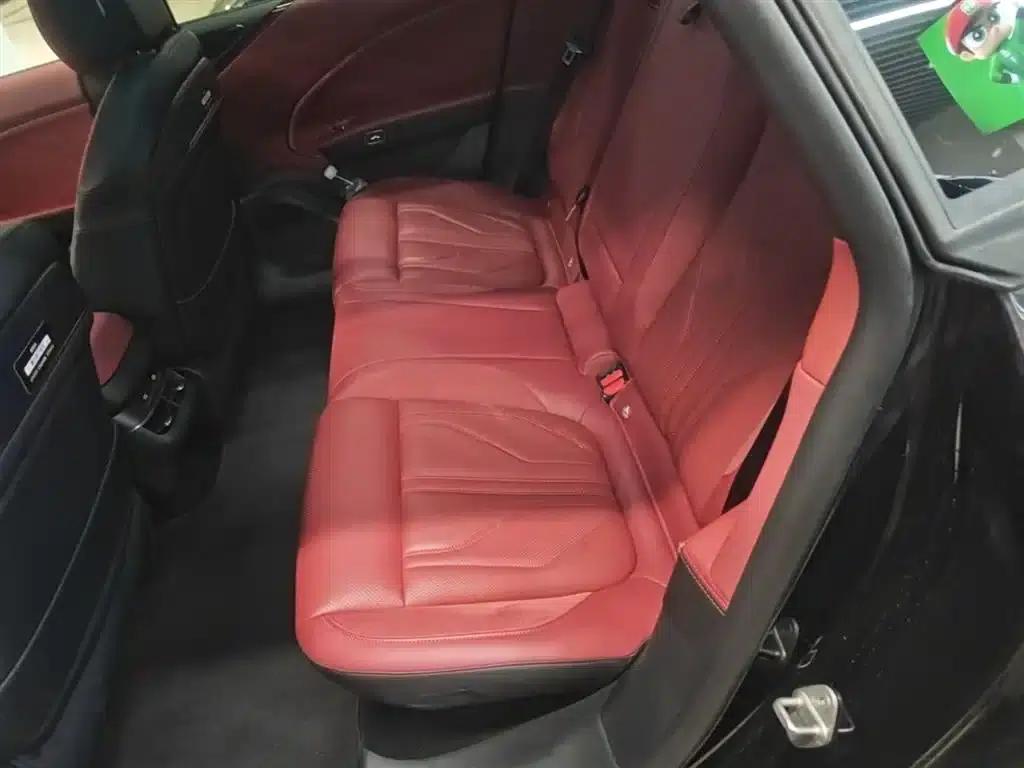 Jike 007GT 2025 Rear-Wheel Drive Intelligent Driving Edition 75kWh — миниатюра 17