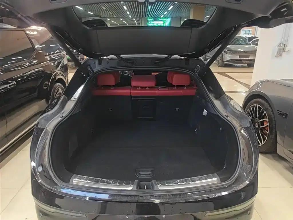 Jike 007GT 2025 Rear-Wheel Drive Intelligent Driving Edition 75kWh — миниатюра 19