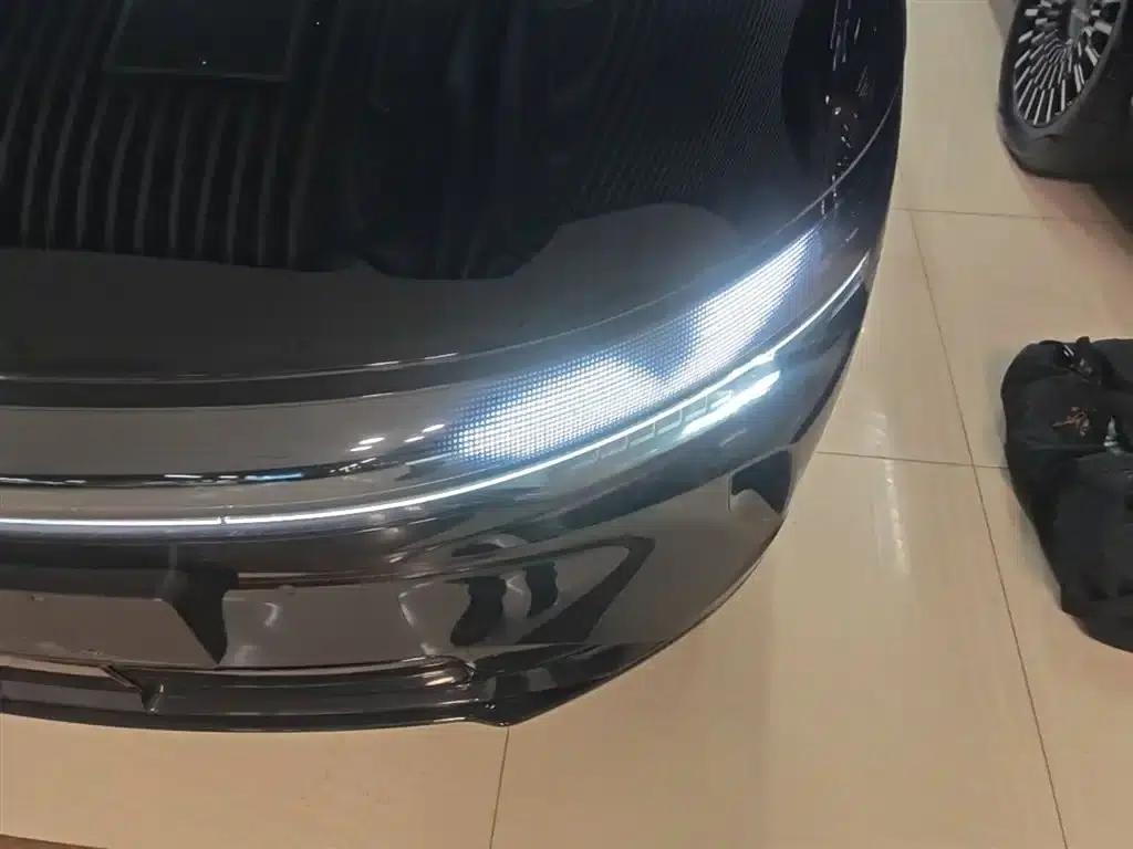 Jike 007GT 2025 Rear-Wheel Drive Intelligent Driving Edition 75kWh — миниатюра 24