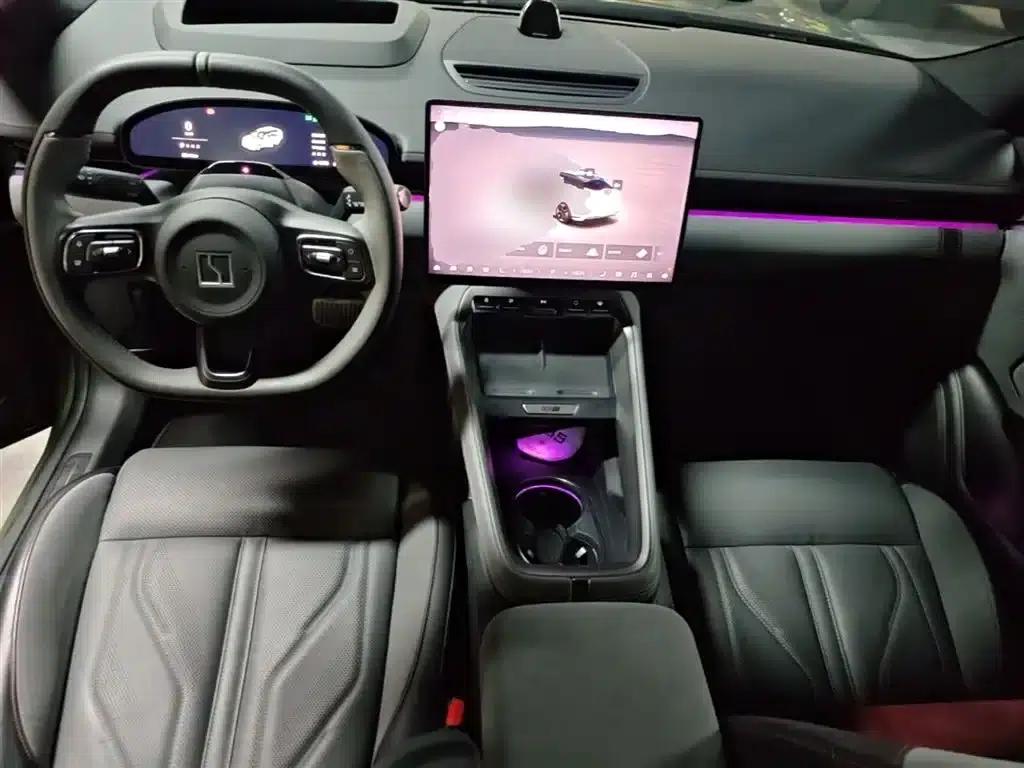 Jike 007GT 2025 Long Range Rear-Wheel Drive Intelligent Driving Edition 100kWh — миниатюра 10