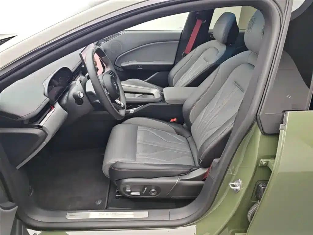 Jike 007GT 2025 Long Range Rear-Wheel Drive Intelligent Driving Edition 100kWh — миниатюра 15