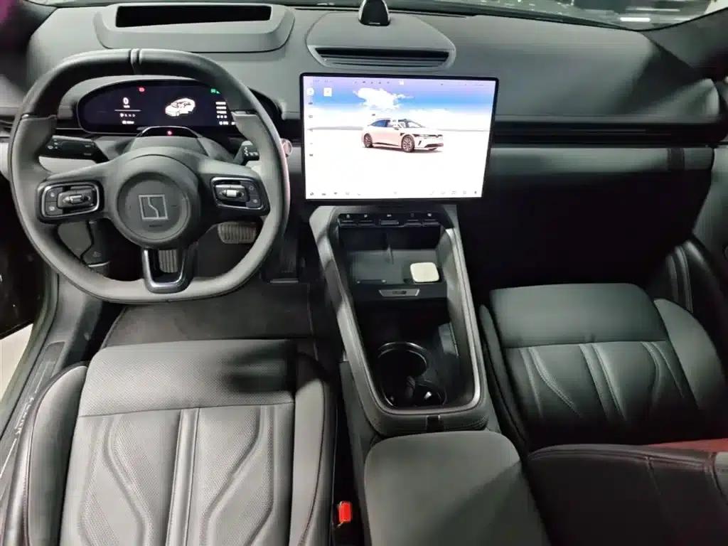Jike 007GT 2025 Long Range Rear-Wheel Drive Intelligent Driving Edition 100kWh — миниатюра 10