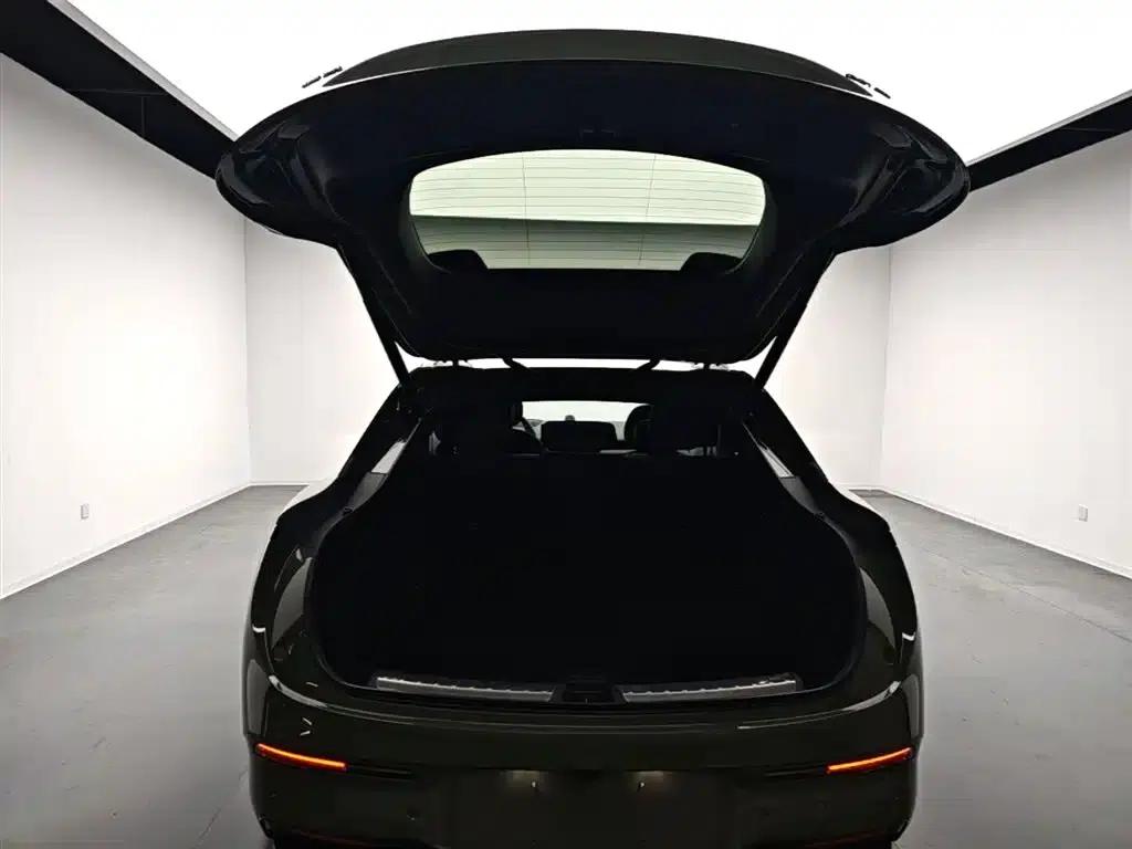 Jike 007GT 2025 Long Range Rear-Wheel Drive Intelligent Driving Edition 100kWh — миниатюра 19