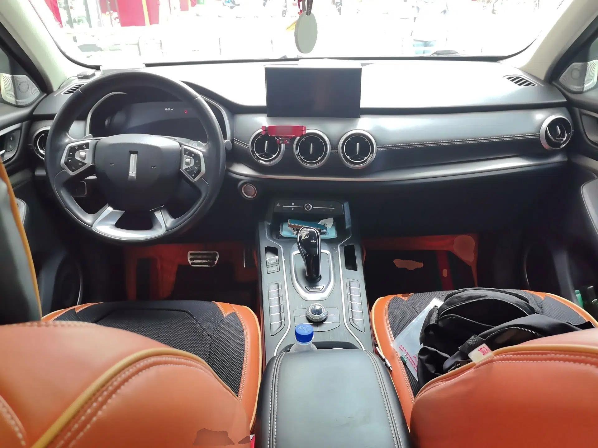 Wey VV6 2018 2.0T Two-Wheel Drive Flagship Version China V Standard — миниатюра 10