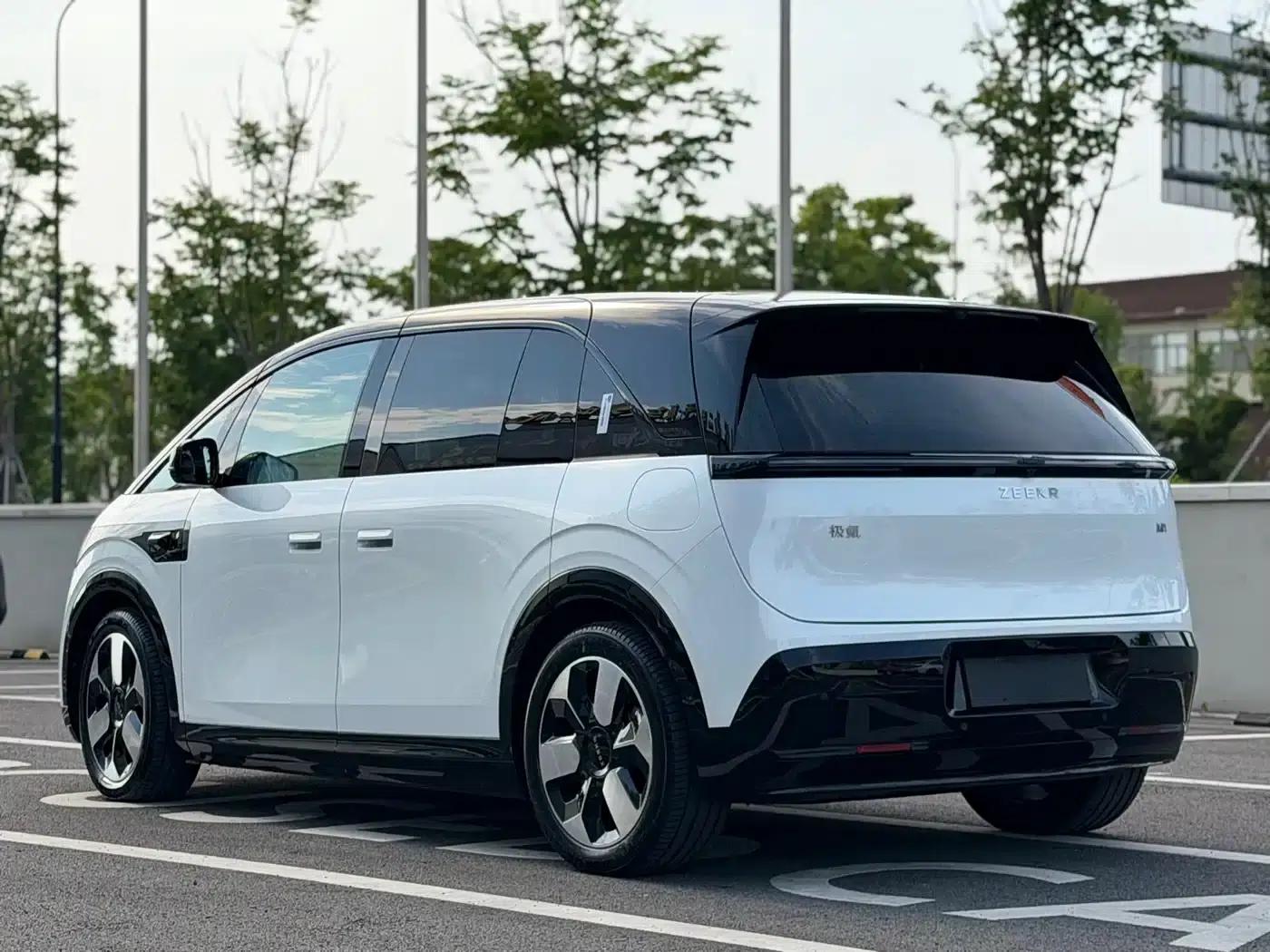 Jike MIX 2025 Intelligent Driving Edition — миниатюра 18