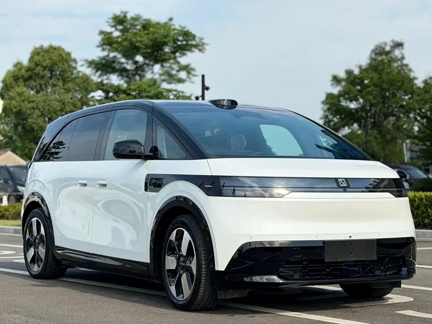 Jike MIX 2025 Intelligent Driving Edition — миниатюра 3