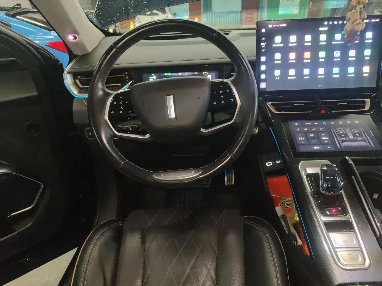 Wey Mocha New Energy 2022 1.5T Zero-Anxiety Performance Edition — миниатюра 11