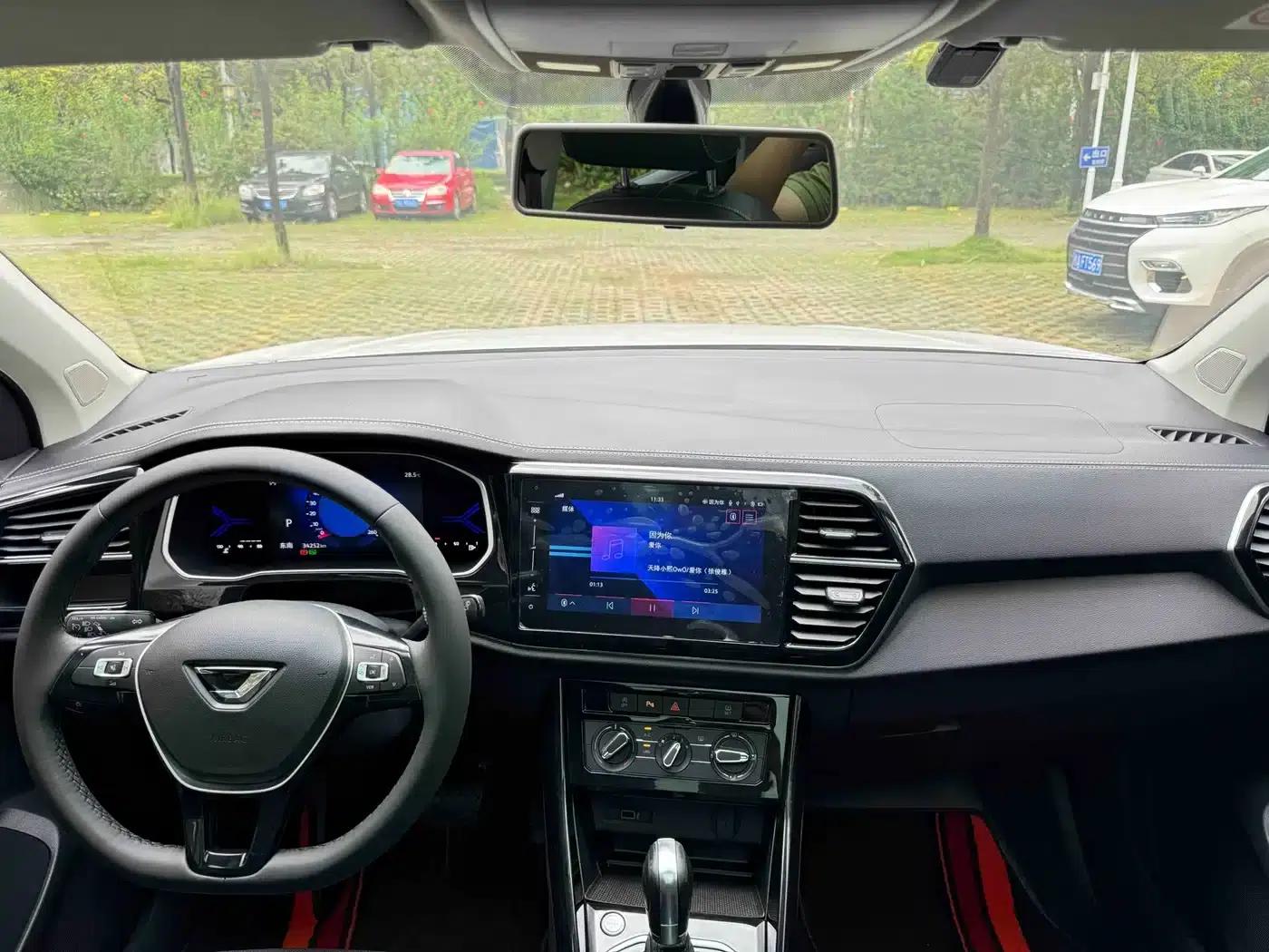 Jetta VS7 2022 Panda Edition 1.4T Automatic Enjoyment Pro — миниатюра 17