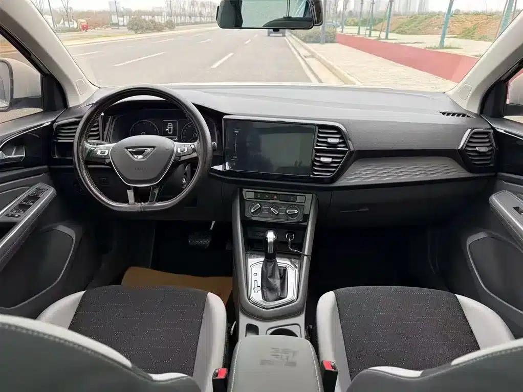 Jetta VS7 2020 1.4T Automatic Entry-Level Model — миниатюра 8