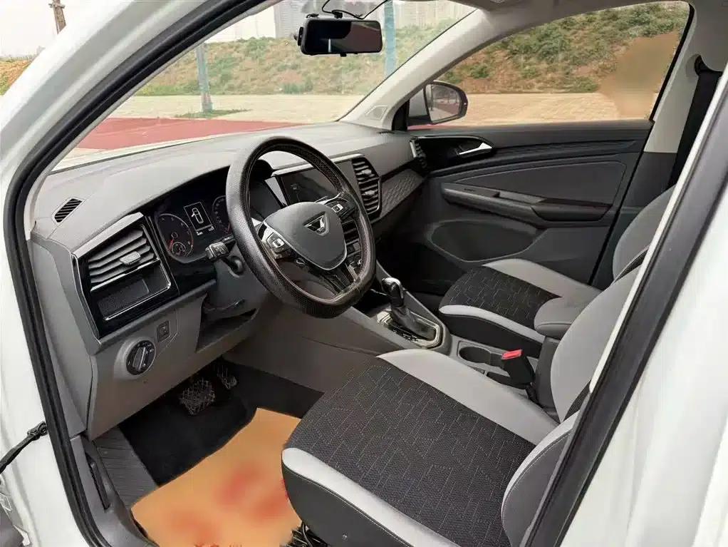 Jetta VS7 2020 1.4T Automatic Entry-Level Model — миниатюра 9