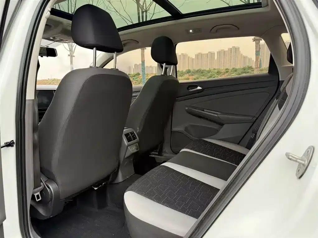 Jetta VS7 2020 1.4T Automatic Entry-Level Model — миниатюра 10