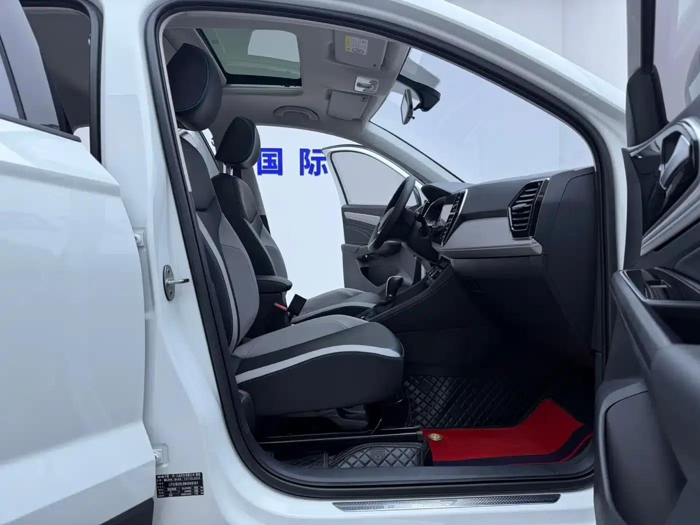 Jetta VS5 2022 280TSI Automatic Enjoyment Edition — миниатюра 14