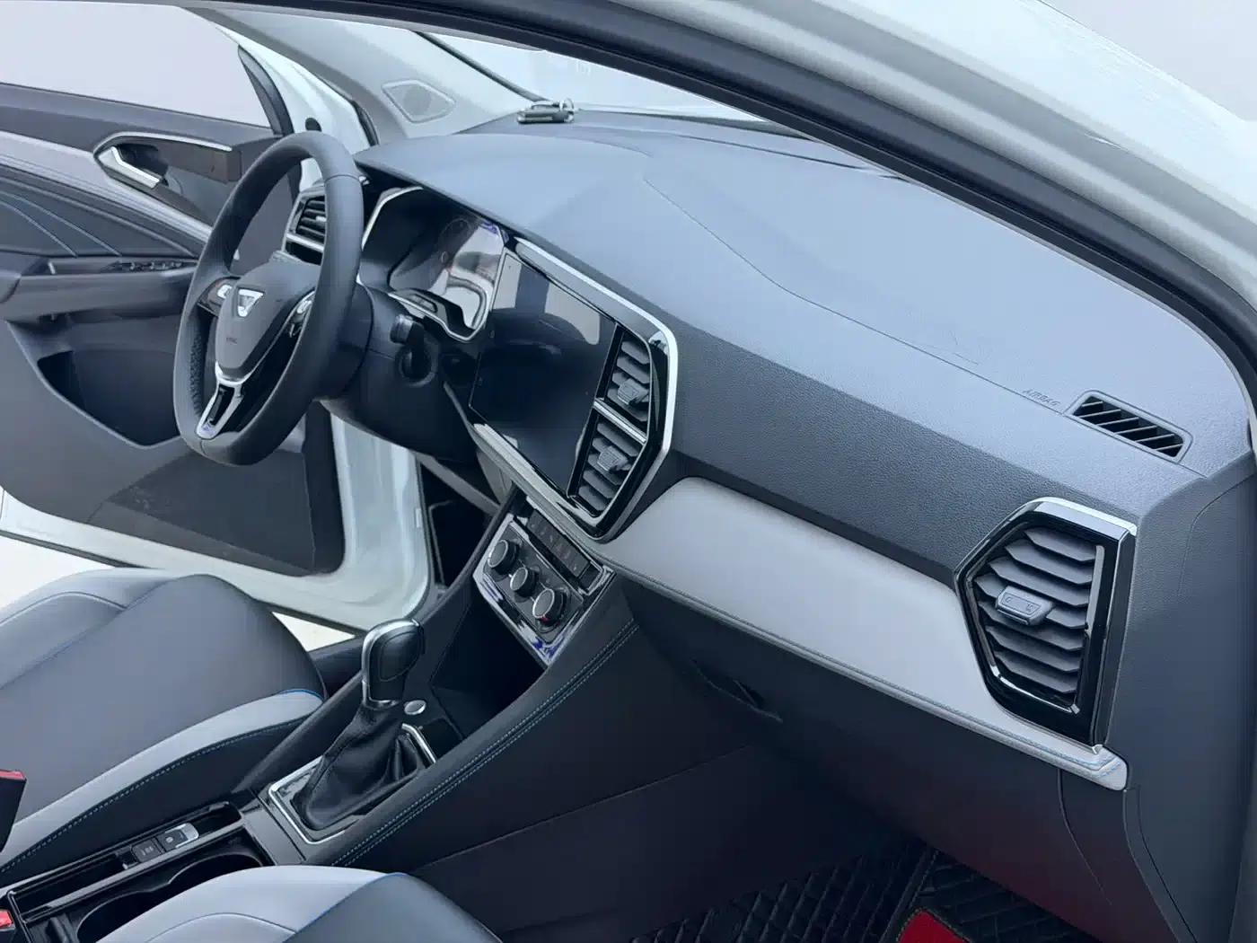 Jetta VS5 2022 280TSI Automatic Enjoyment Edition — миниатюра 15