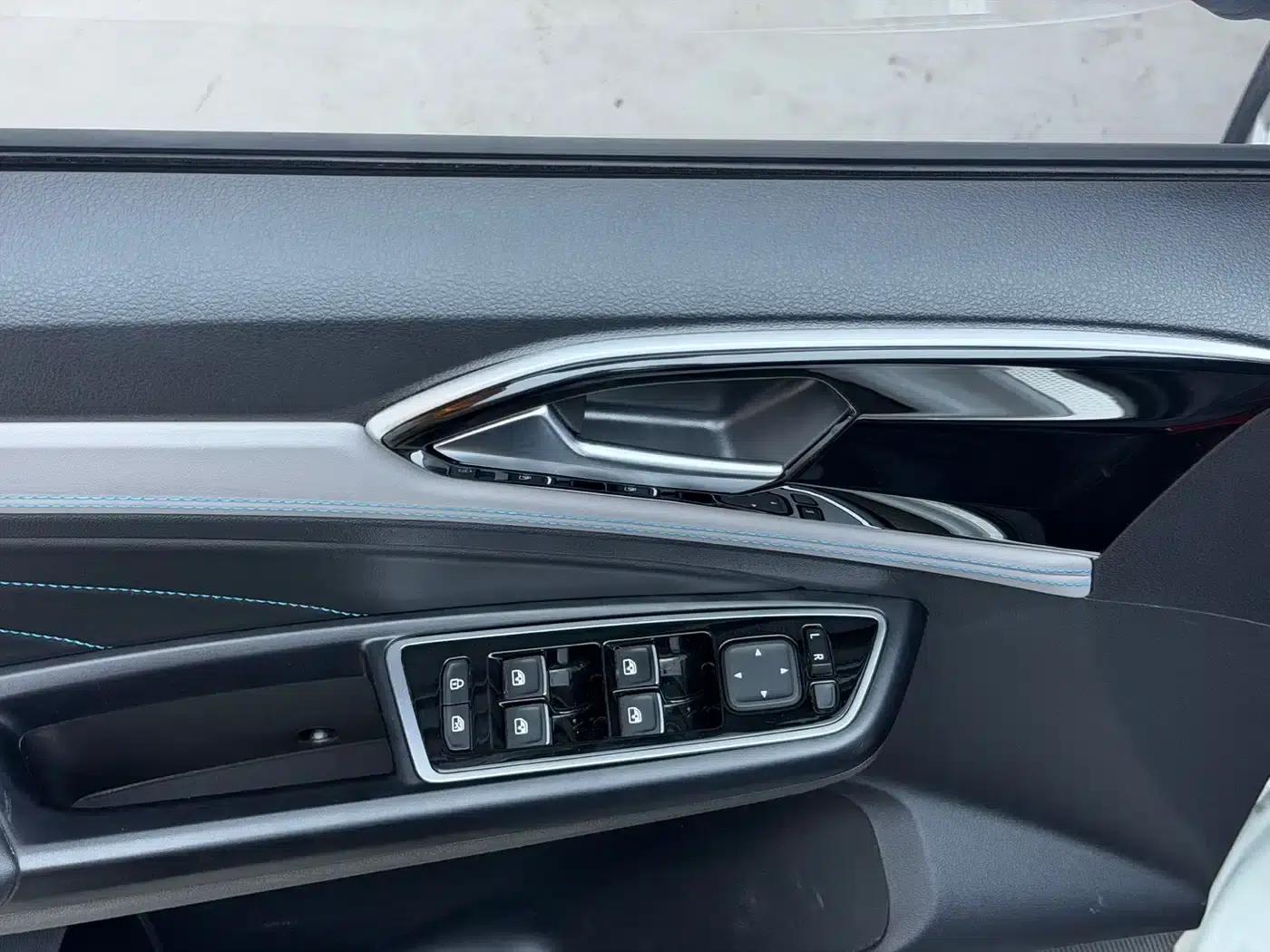 Jetta VS5 2022 280TSI Automatic Enjoyment Edition — миниатюра 4