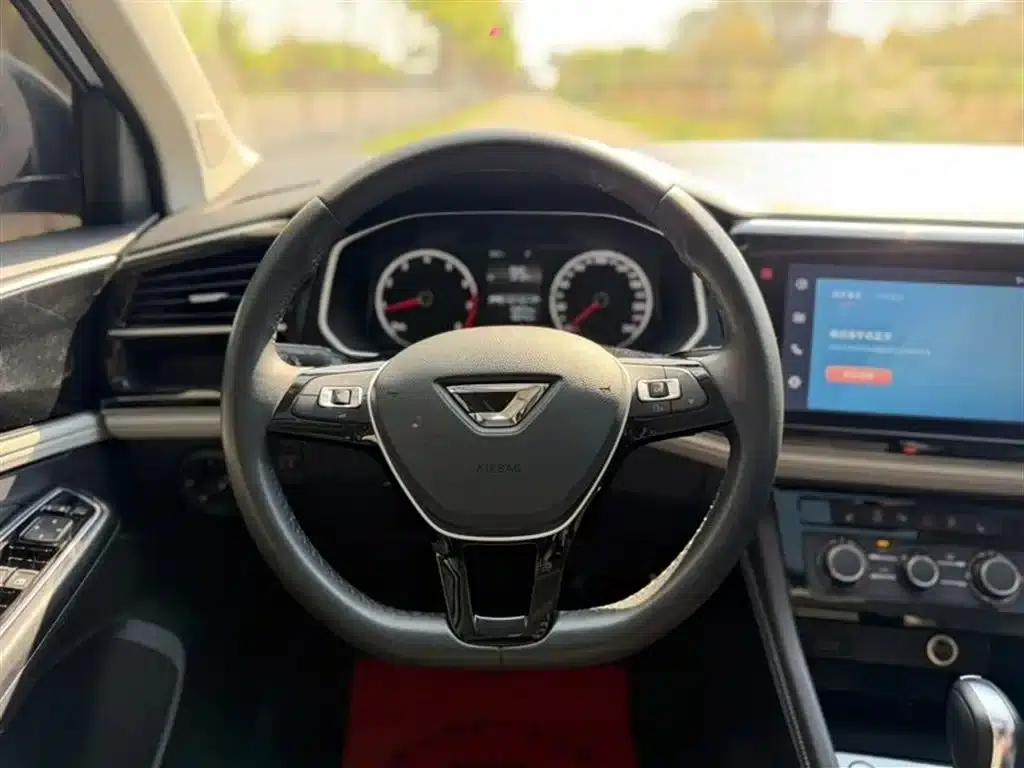 Jetta VS5 2022 280TSI Automatic High Gloss Enjoyment Edition — миниатюра 11