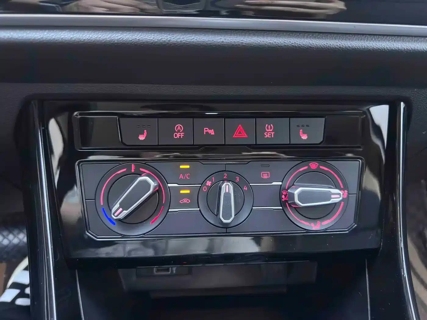 Jetta VS5 2022 280TSI Automatic Enjoyment Pro — миниатюра 11