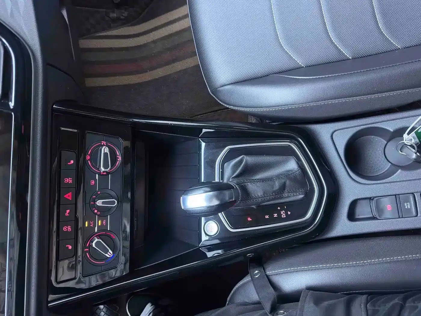 Jetta VS5 2022 280TSI Automatic Enjoyment Pro — миниатюра 15