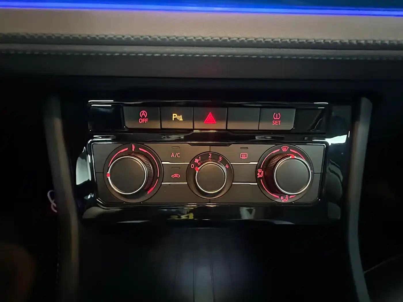 Jetta VS5 2022 280TSI Automatic High Gloss Enjoyment Edition — миниатюра 16