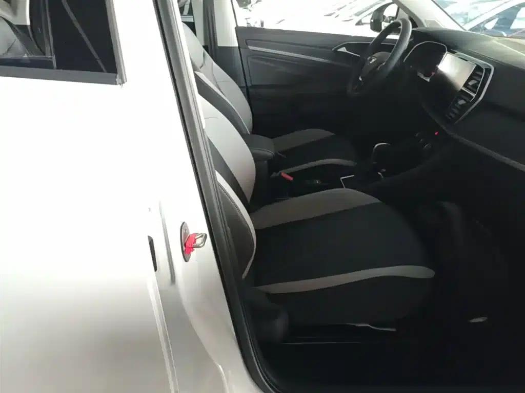 Jetta VS5 2024 280TSI Automatic Enjoy Edition — миниатюра 25