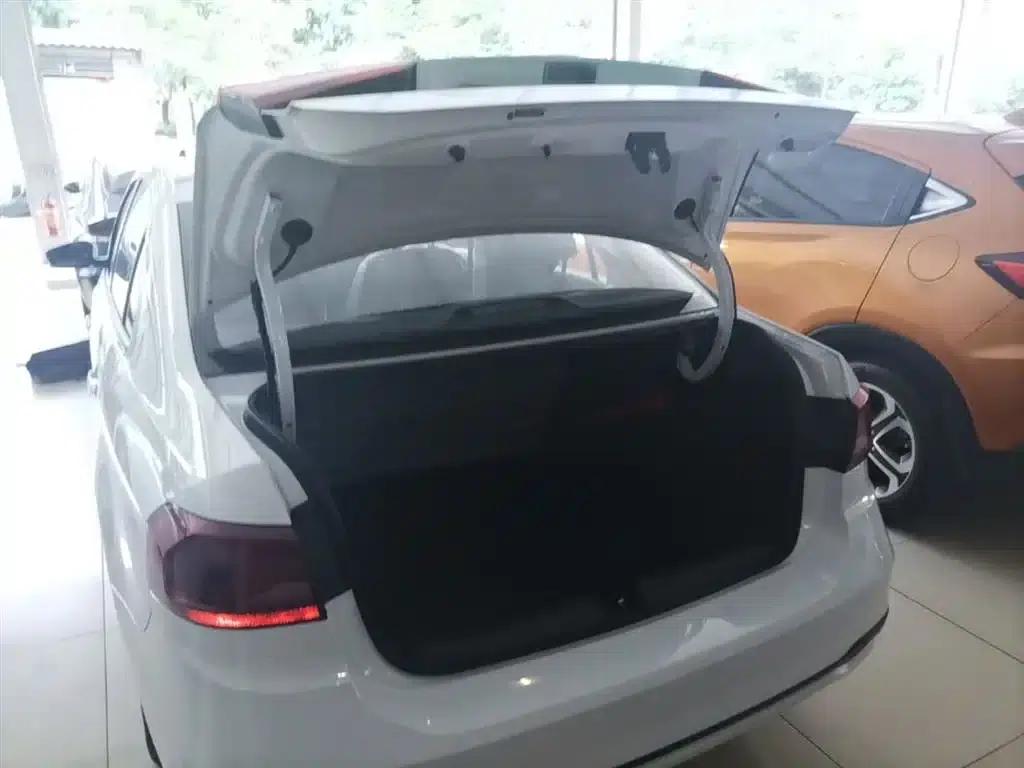 Jetta VA3 2021 1.5L Automatic Upward Life Edition — миниатюра 19