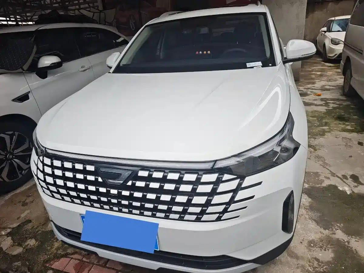 Jetta VS8 2026 280TSI Automatic Smart Edition — миниатюра 1