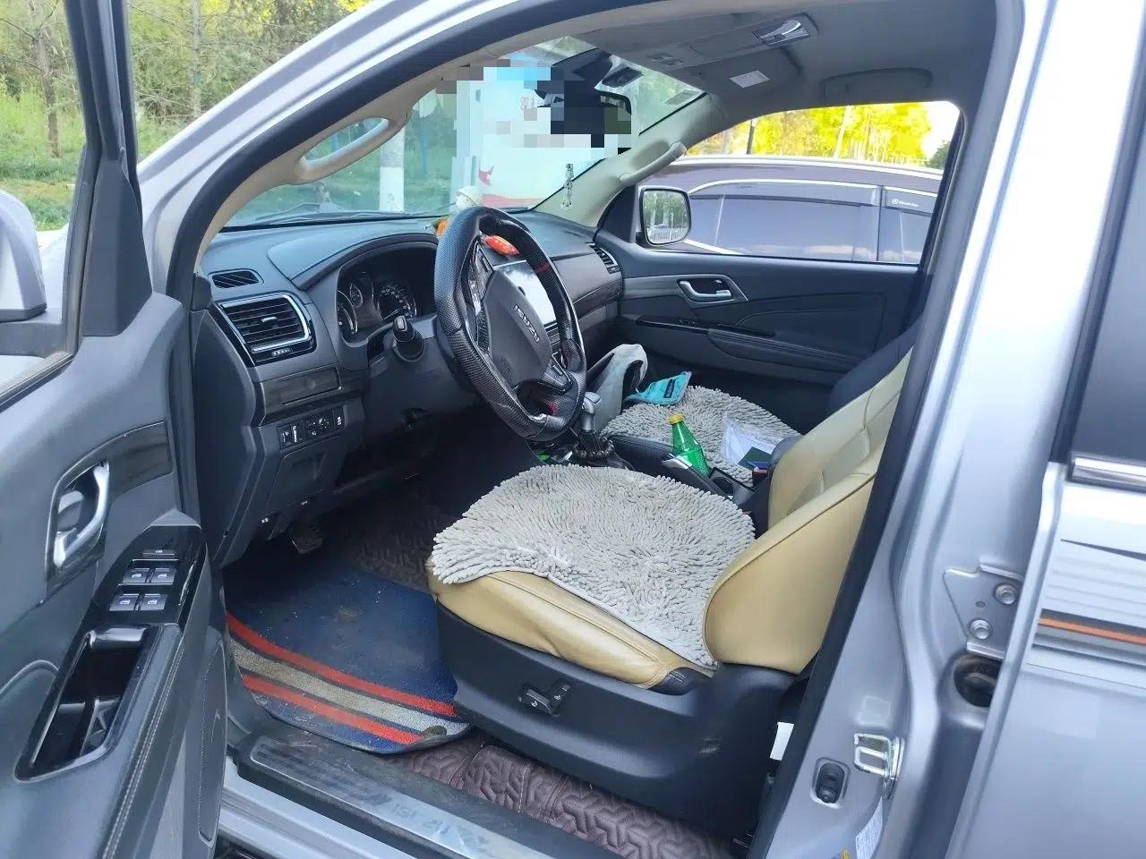 Isuzu mu-X 2020 1.9T Diesel Automatic 4x4 Enjoyment Edition 5 Seats China VI Standard — миниатюра 17