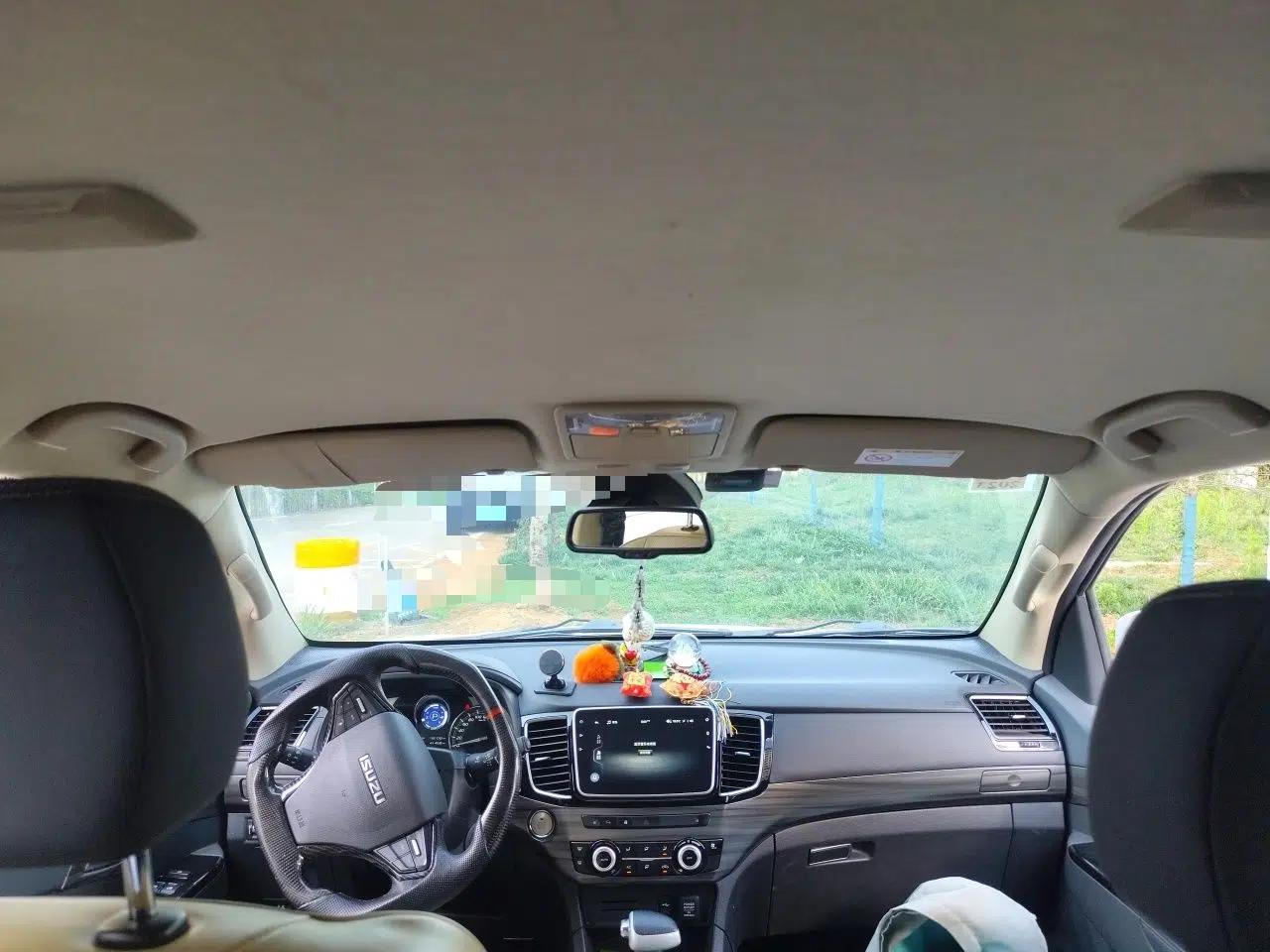 Isuzu mu-X 2020 1.9T Diesel Automatic 4x4 Enjoyment Edition 5 Seats China VI Standard — миниатюра 19