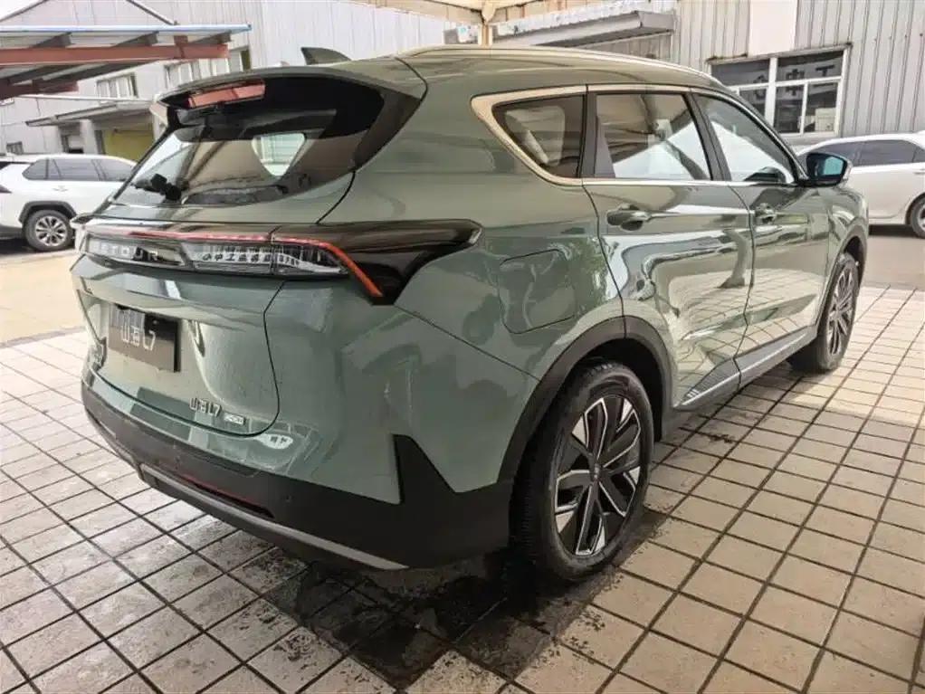 Jetour Mountain & Sea L7 2024 Model 1.5T 120km ULTRA 5-Seater — миниатюра 11