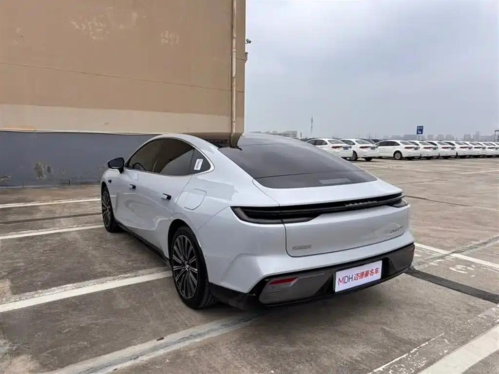Galaxy Star 8 2025 Model 130km EM-i Flagship Edition — миниатюра 7