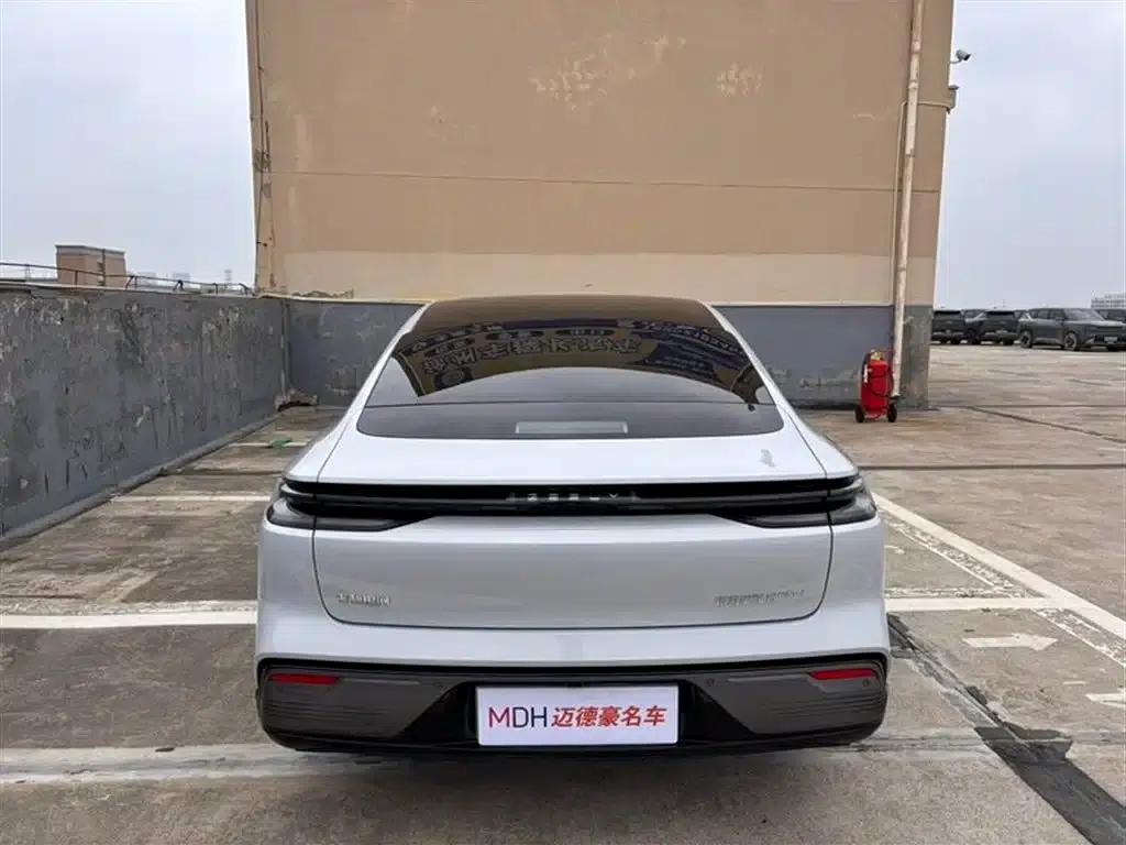 Galaxy Star 8 2025 Model 130km EM-i Flagship Edition — миниатюра 8