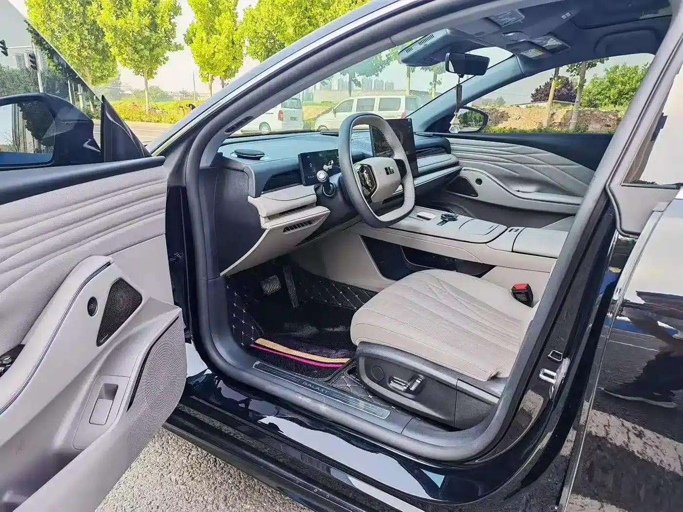 Galaxy Star 8 2025 Model 130km EM-i Premium Edition — миниатюра 8