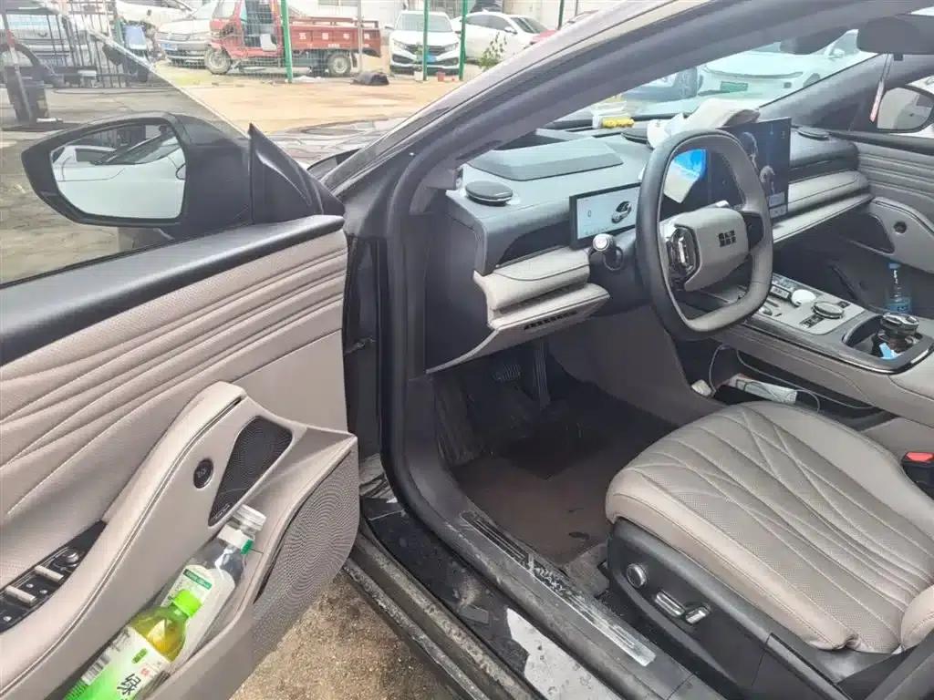 Galaxy Star 8 2025 Model 130km EM-i Flagship Edition — миниатюра 16
