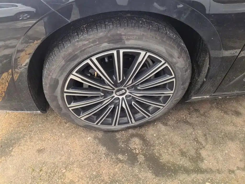 Galaxy Star 8 2025 Model 130km EM-i Flagship Edition — миниатюра 23