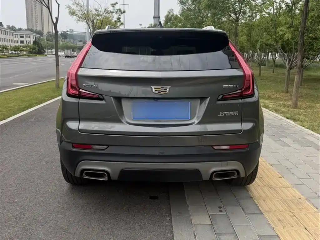 2018 Cadillac XT4 28T Two-Wheel Drive Premium Edition — миниатюра 7