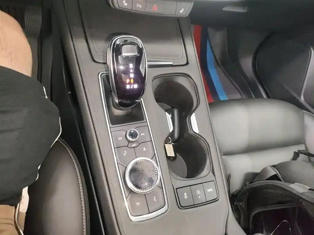 2020 Cadillac XT4 Facelift 28T Two-Wheel Drive Premium Model — миниатюра 14